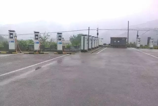 ����Ŷɺ�ˮ�L�ǹ�������c