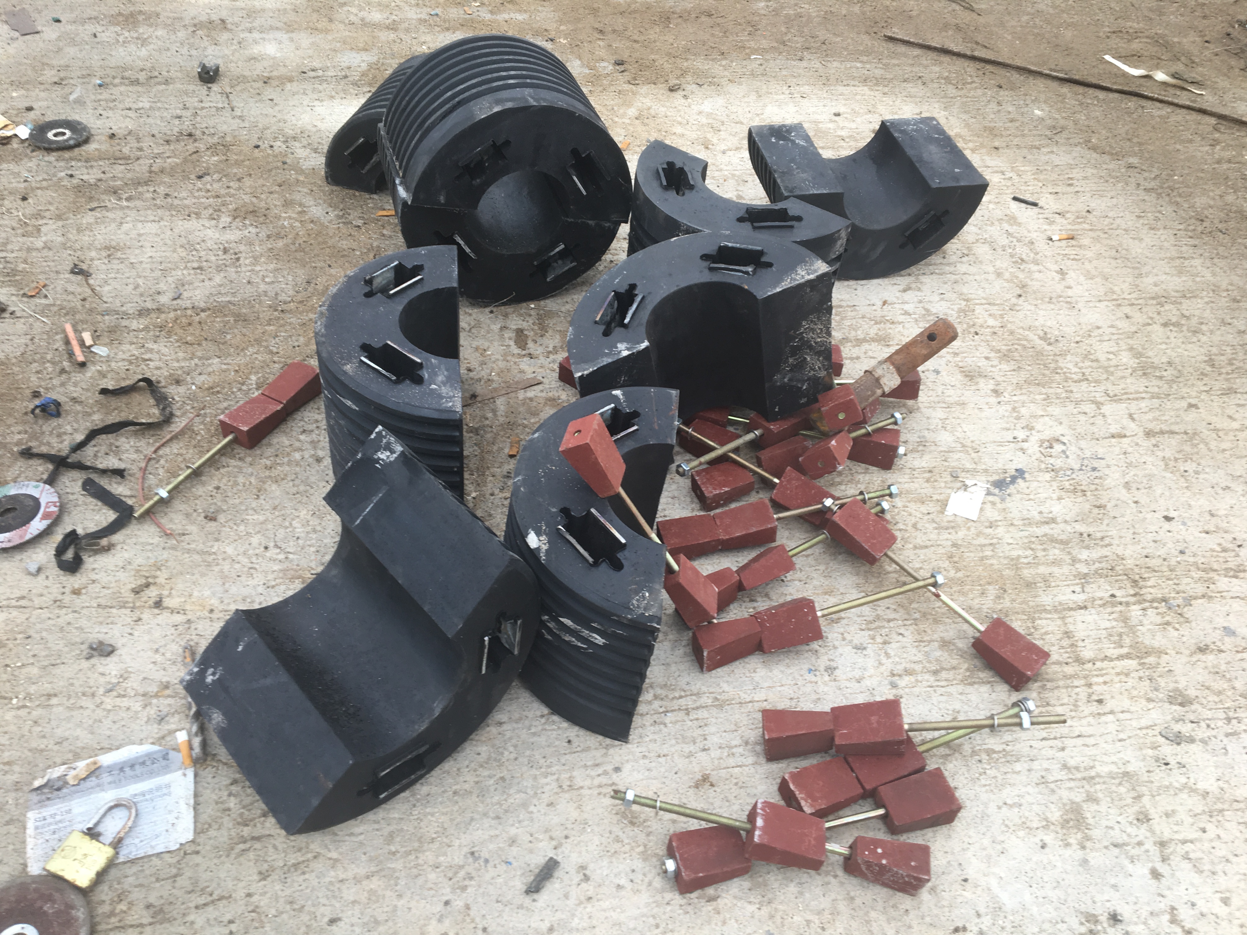 橋梁拉索減震器